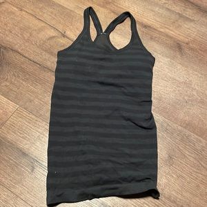 Ebb to street tank sz 4